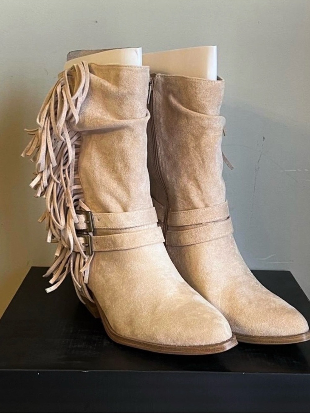 NWT! Madden NYC Sand Ankle Boots with Accent Fringe Women's Size 11 Suede Look - Picture 7 of 16